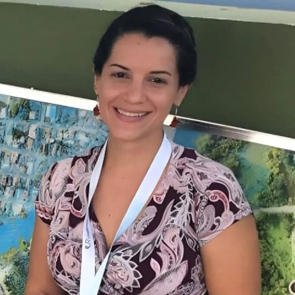 Montserrat Acosta-Morel